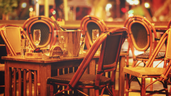 Outdoor Dining Returns: Patios and Courtyards Locals Look Forward To Each Year | Cressy & Everett Real Estate
